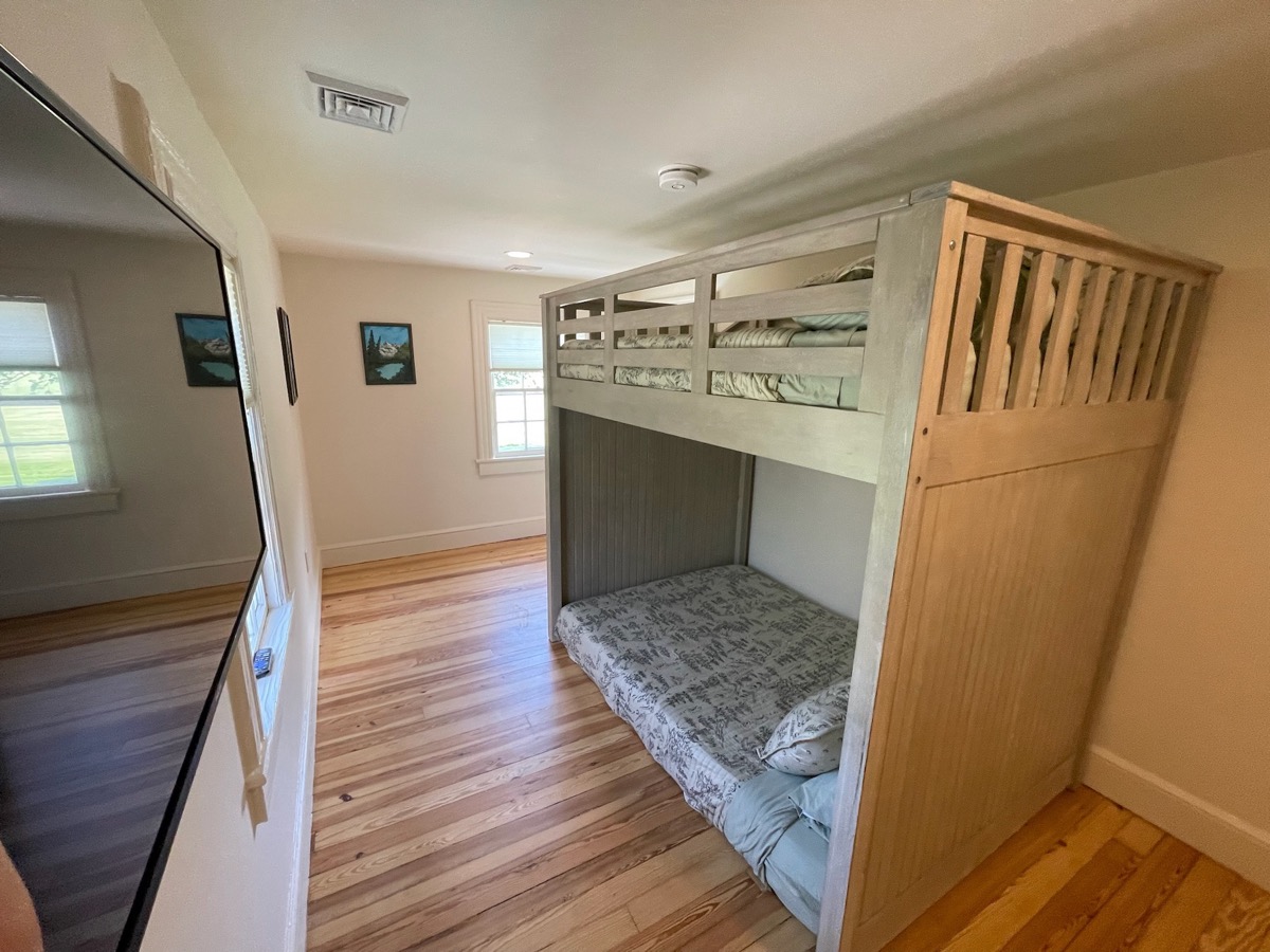 Bunk Bedroom